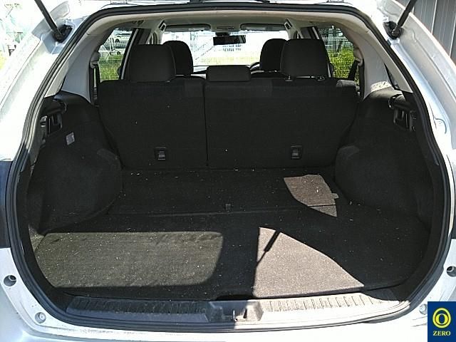 2015 Toyota Corolla Fielder 4WD auction photo 9