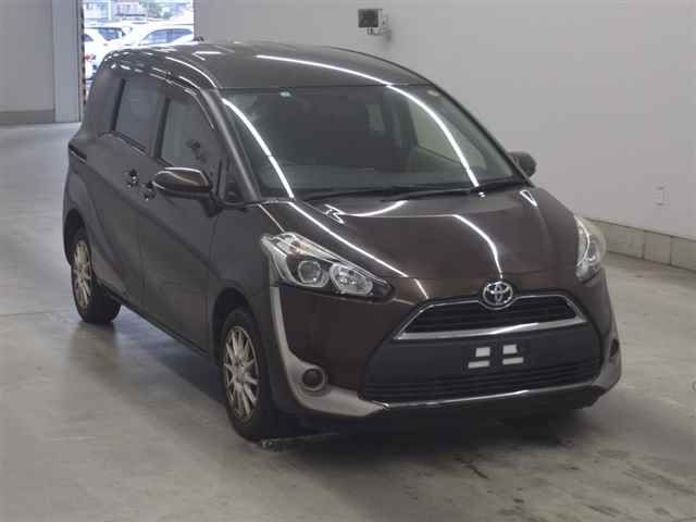 2015 Toyota Sienta G Japan auction vehicle