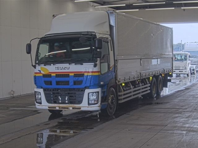2012 Isuzu Giga アルミウイング Japan auction vehicle