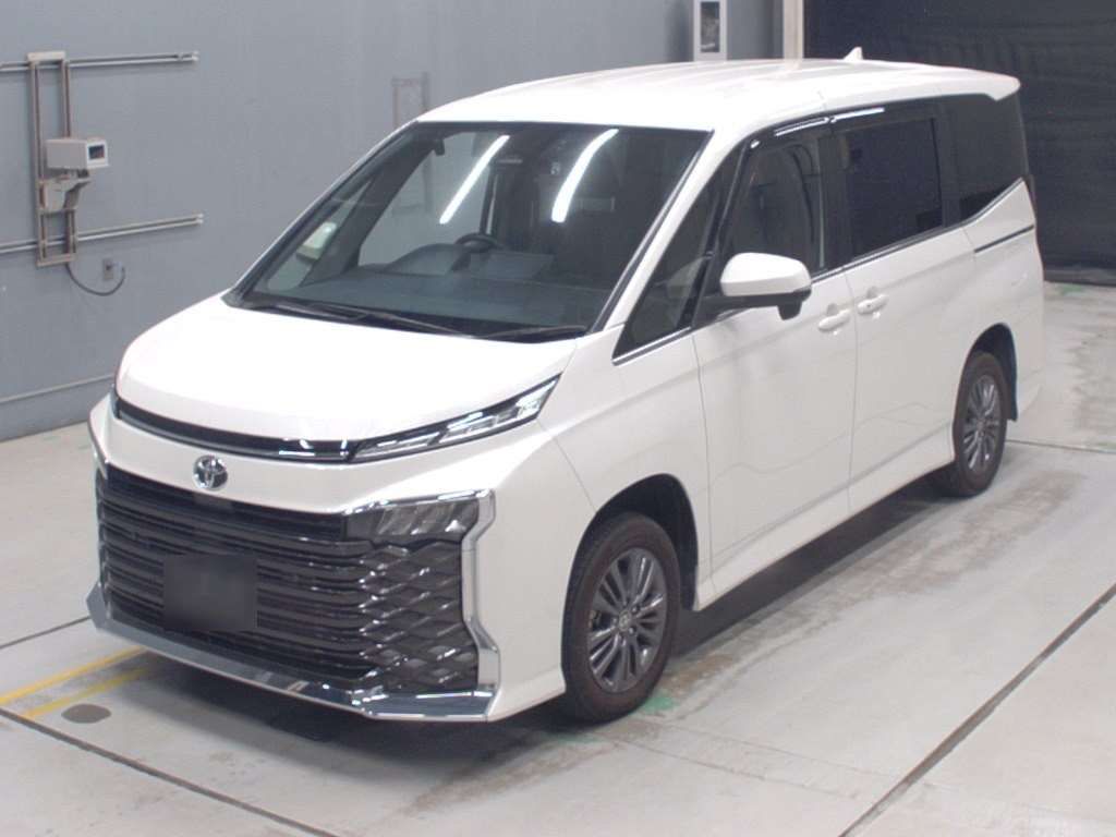 Japan Auction Vehicles 15 2022 Toyota Voxy S-Z 4WD auction photo