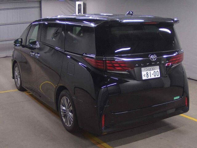 2025 Toyota Alphard Z auction photo 2