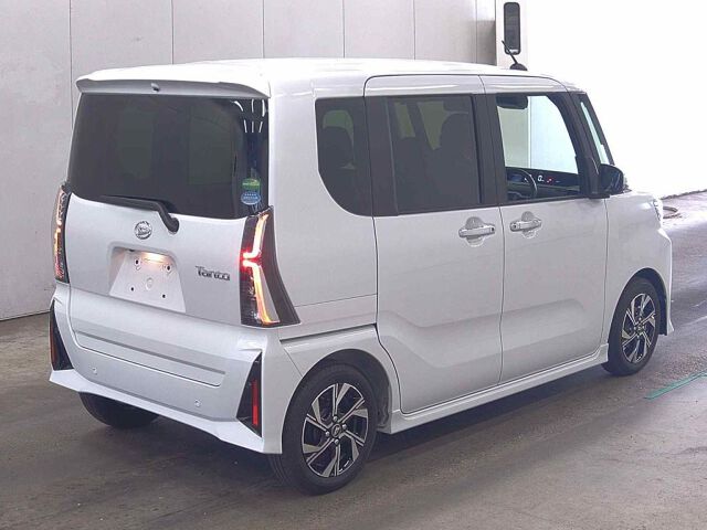 2026 Daihatsu Tanto Custom X auction photo 5