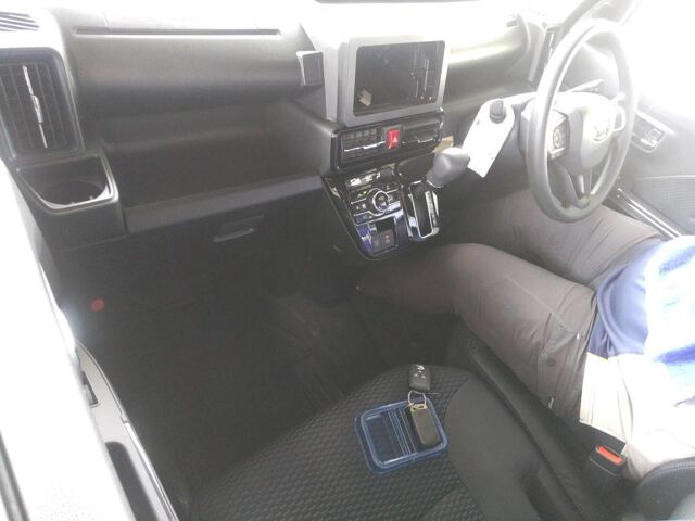 2026 Daihatsu Tanto Custom X auction photo 3