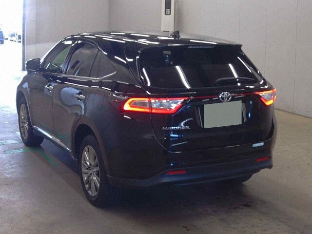 2019 Toyota Harrier premium auction photo 2