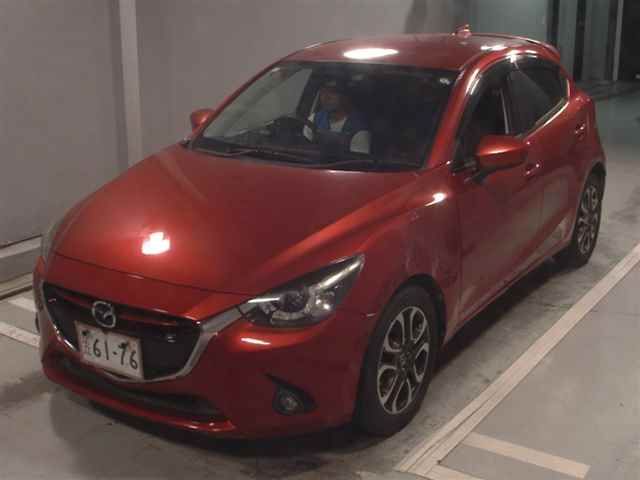 2015 Mazda Demio XD Touring auction photo 4
