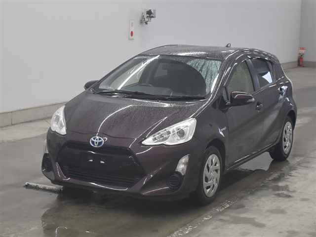 2015 Toyota Aqua S auction photo 4