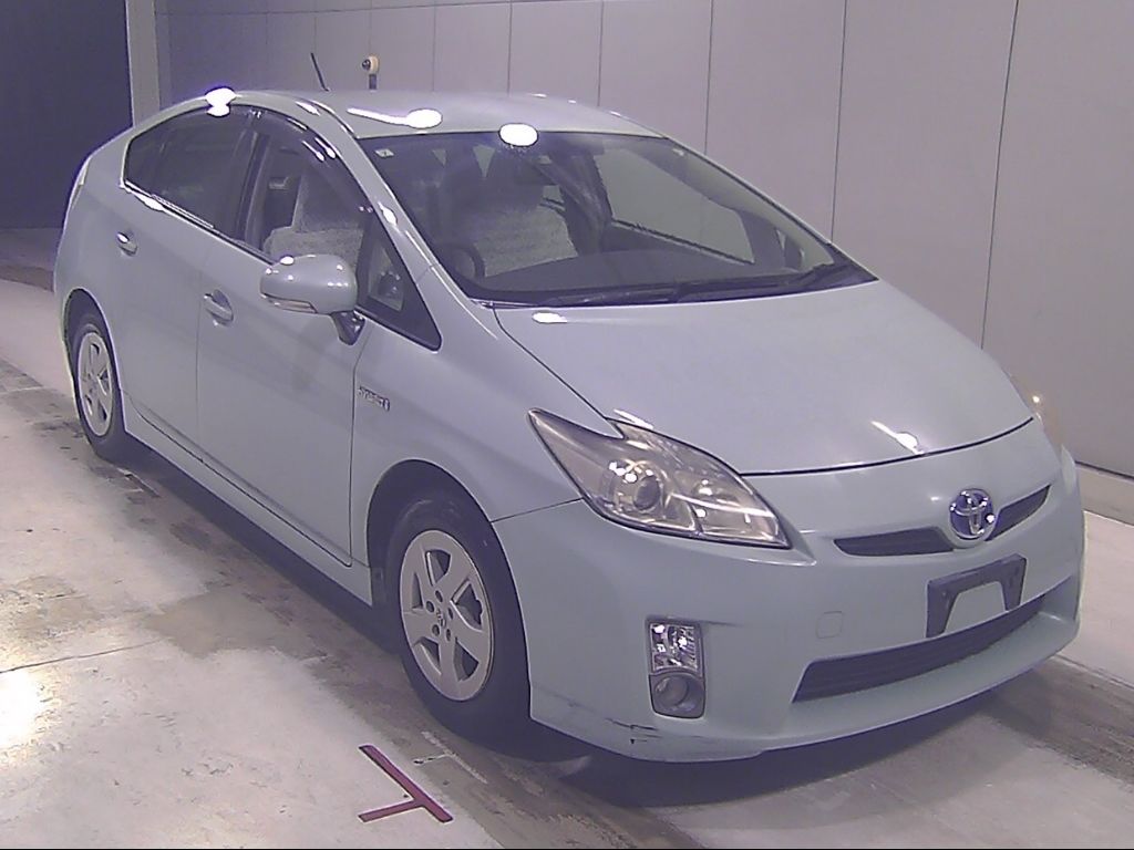 2009 Toyota Prius S Japan auction vehicle