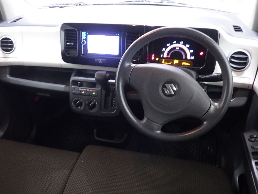 2013 Suzuki MRワゴン 4WD G auction photo 3