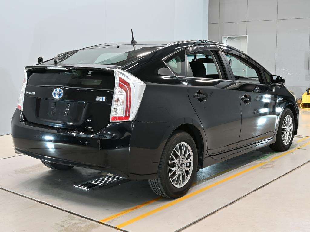 2014 Toyota Prius S auction photo 2