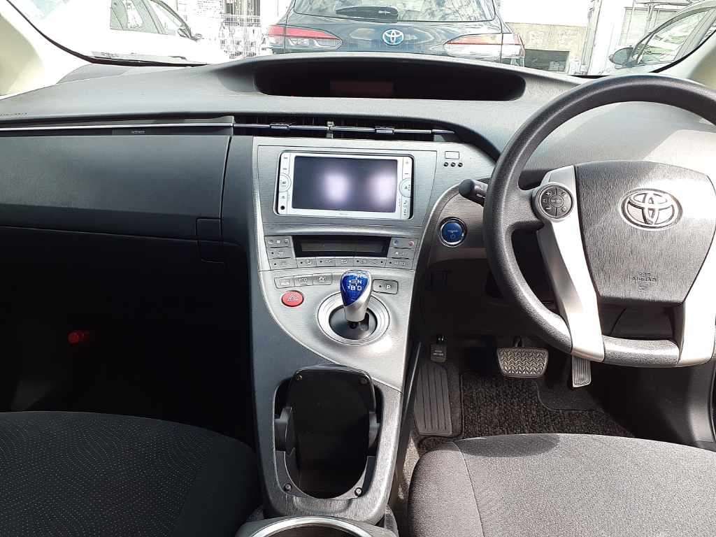 2014 Toyota Prius S auction photo 11