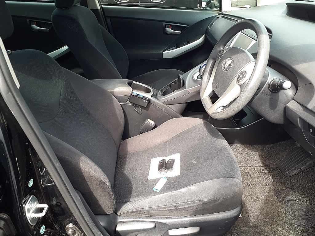 2014 Toyota Prius S auction photo 10
