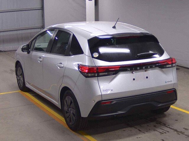 2022 Nissan Note S auction photo 2