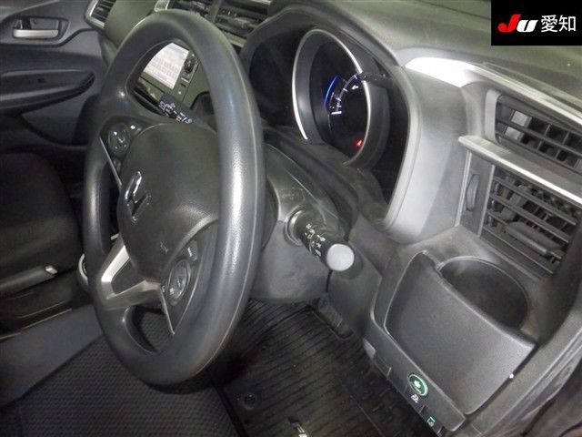 2017 Honda Fit 13G L ホンダセンシング auction photo 5