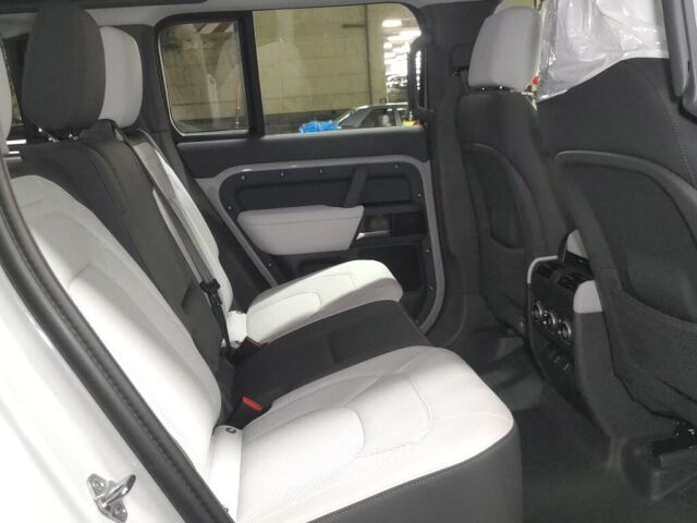 2026 Land Rover ディフェンダー 110X Dynamic SE 4WD auction photo 6
