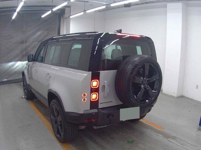 2026 Land Rover ディフェンダー 110X Dynamic SE 4WD auction photo 2