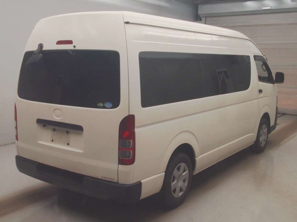 2020 Toyota Hiace DX auction photo 2