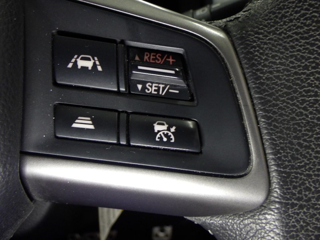 2015 Subaru インプレッサ スポーツ 4WD 1.6i-S EyeSight auction photo 9