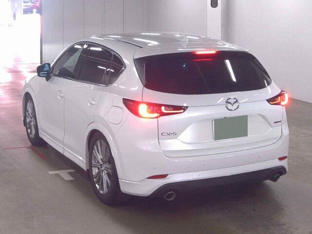 2023 Mazda CX-5 XD Exclusive Mod auction photo 2