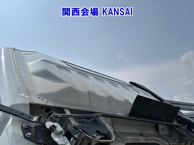 2018 Mitsubishi Fuso Canter Hira auction photo 6