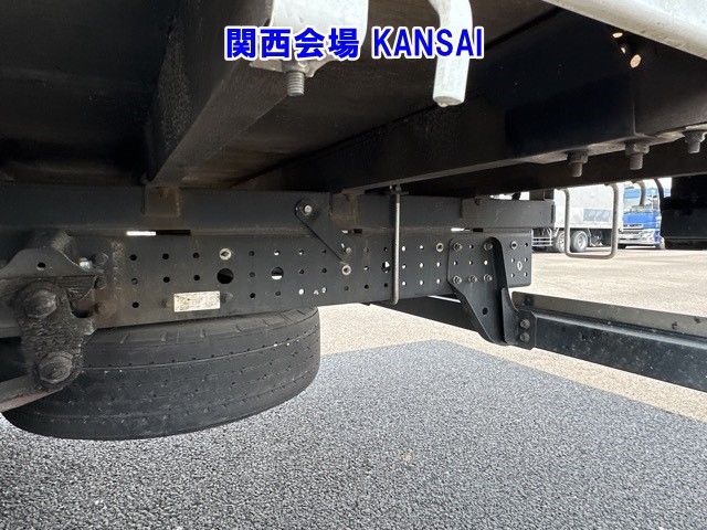 2018 Mitsubishi Fuso Canter Hira auction photo 10