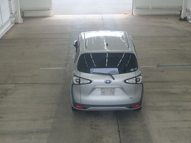 2016 Toyota Sienta X auction photo 3