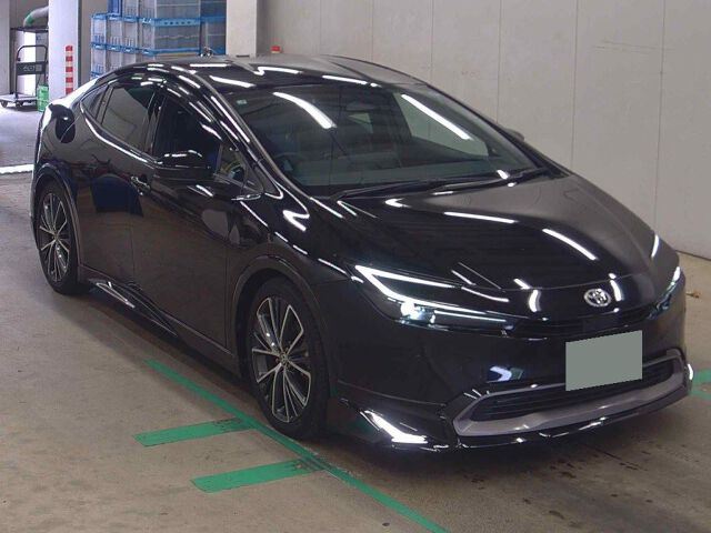Japan Auction Vehicles 8 2025 Toyota Prius Z auction photo