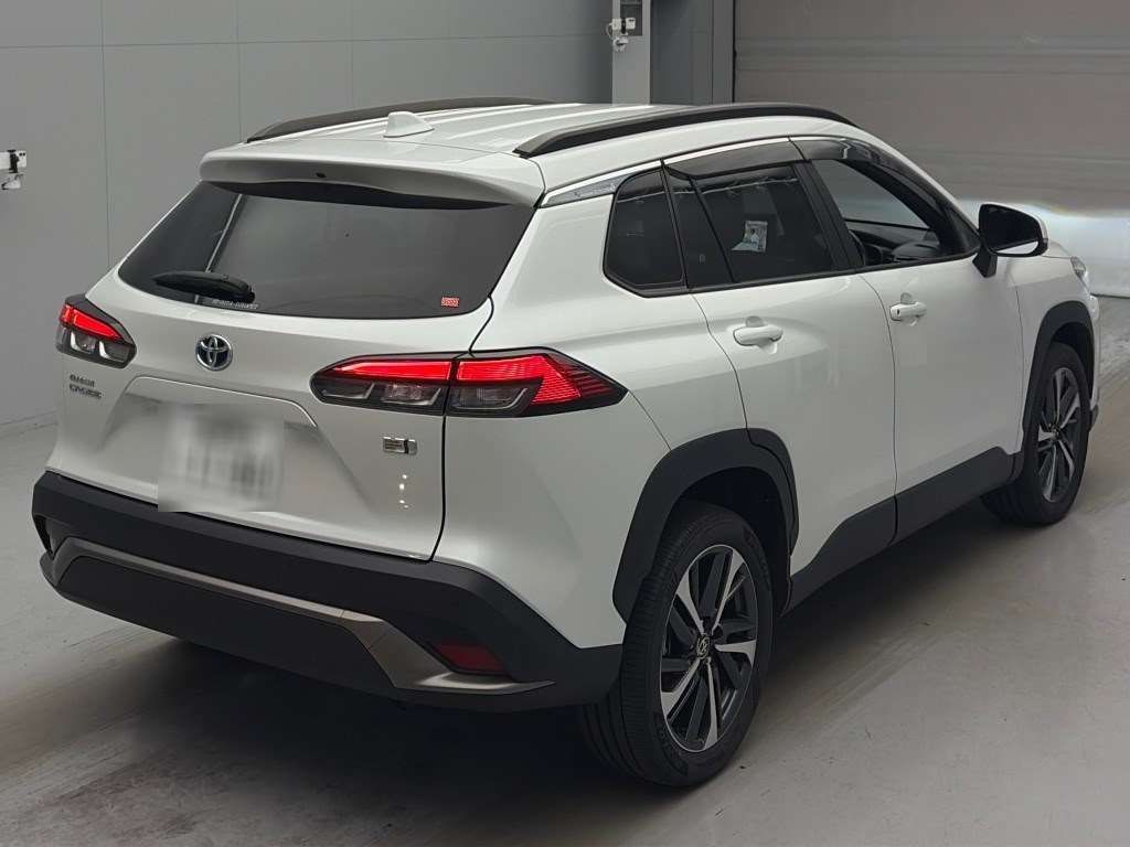 2022 Toyota Corolla Cross Hybrid Z auction photo 2
