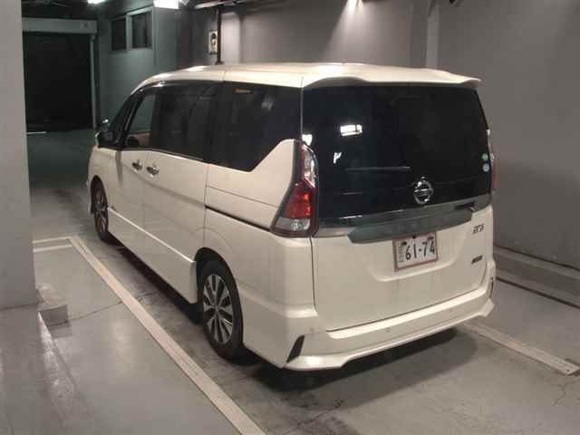 2018 Nissan Serena Highway Star V Selection auction photo 2
