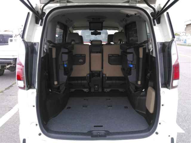 2018 Nissan Serena Highway Star V Selection auction photo 10