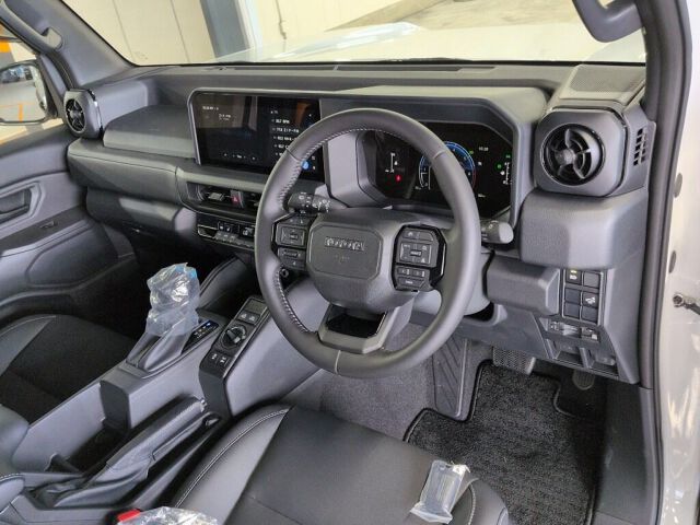 2026 Toyota ランドクルーザーFJ VX 4WD auction photo 3