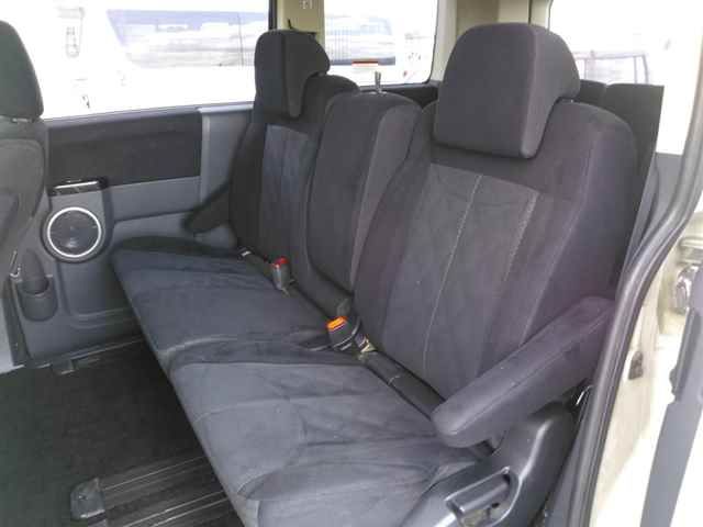 2009 Mitsubishi Delica D:5 4WD Gプレミアム auction photo 9