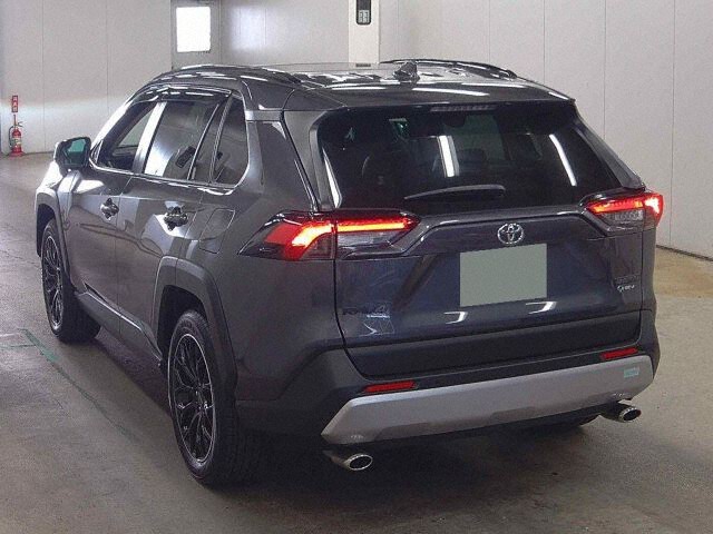 2025 Toyota RAV4 HV アドベンチャー 4WD auction photo 2