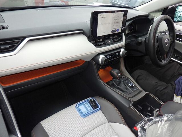 2025 Toyota RAV4 HV アドベンチャー 4WD auction photo 3