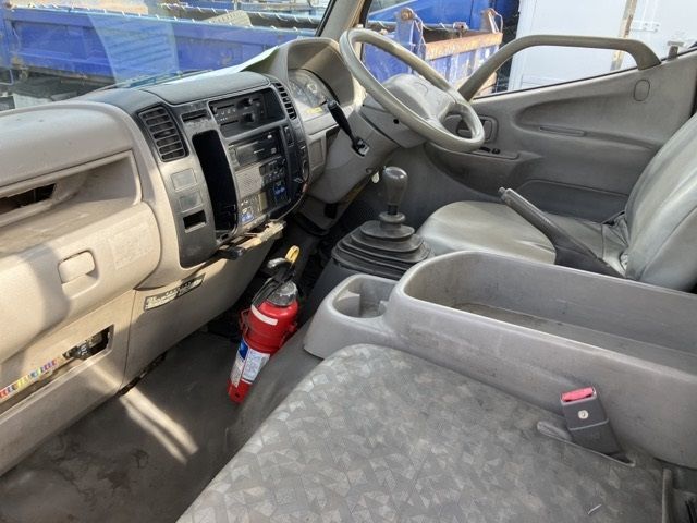 2010 Toyota Dyna ヒラ auction photo 5