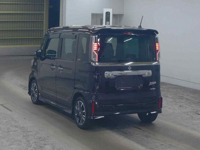 2023 Suzuki Spacia ハイブリッドXS auction photo 2