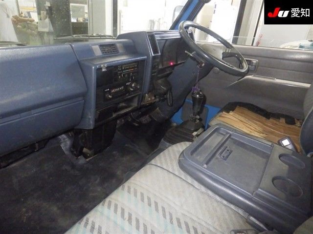 1992 Isuzu エルフ T ダンプ 2t auction photo 3