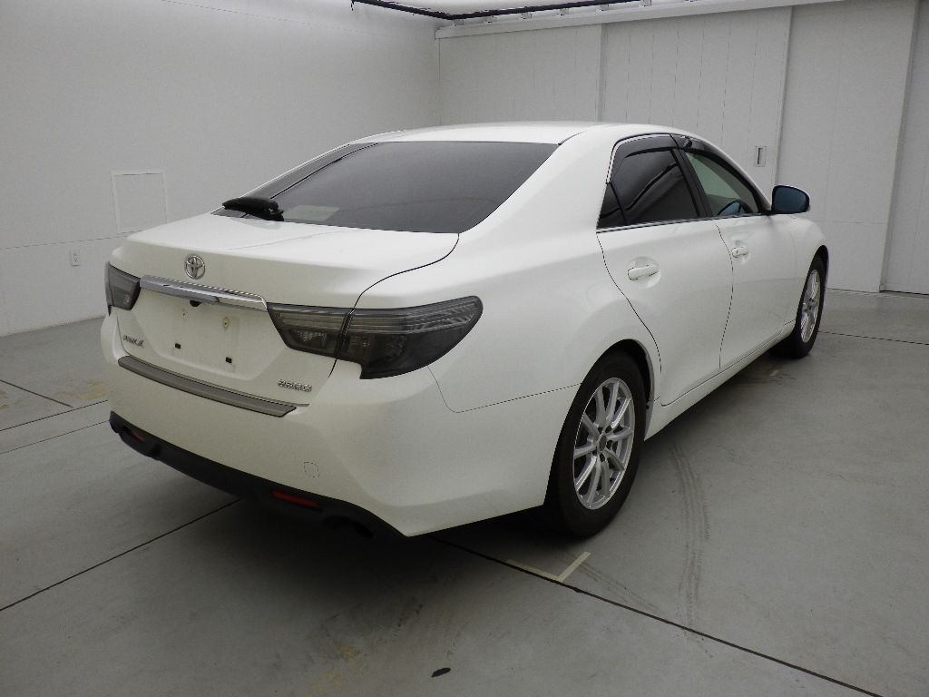 2017 Toyota Mark X 250G Four Fパッケージ auction photo 2