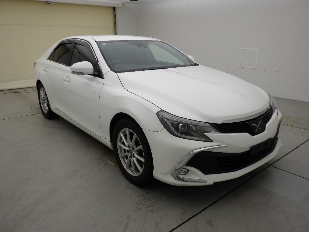 Japan Auction Vehicles 9 2017 Toyota Mark X 250G Four Fパッケージ auction photo