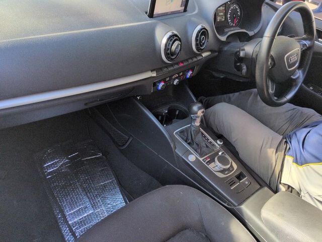2016 Audi A3 Sedan 1.4 TFSI auction photo 3