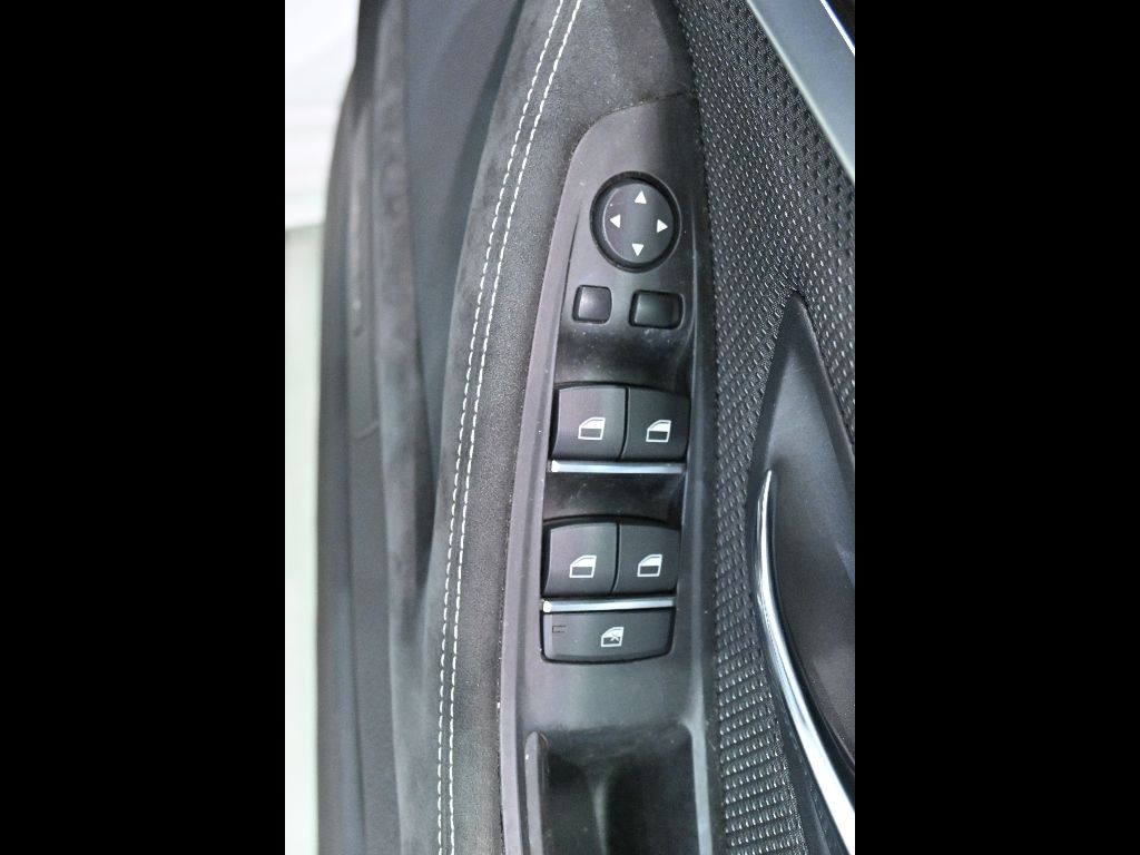 2014 BMW 5 Series 523i M Sport auction photo 12