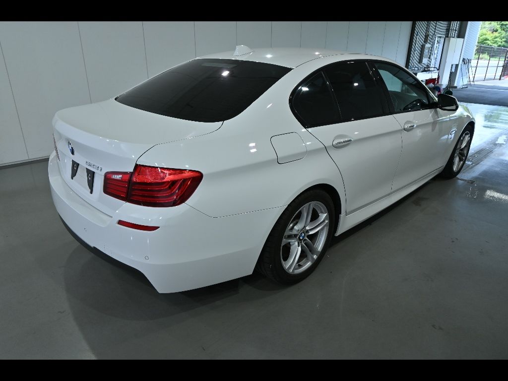 2014 BMW 5 Series 523i M Sport auction photo 2