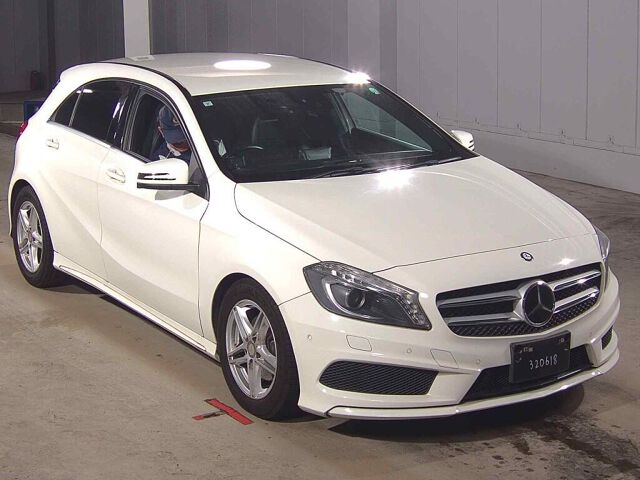 Japan Auction Vehicles 8 2013 Mercedes-Benz A-Class A180スポーツ auction photo