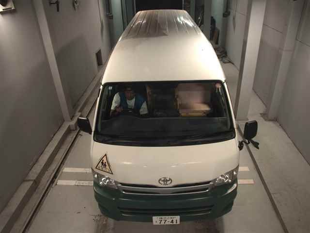 2013 Toyota Hiace Yojibus auction photo 6