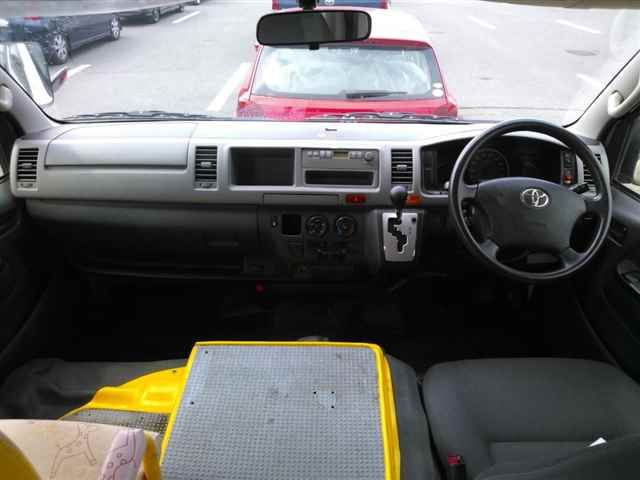 2013 Toyota Hiace Yojibus auction photo 8