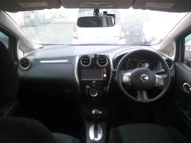 2014 Nissan Note X DIG-S auction photo 8