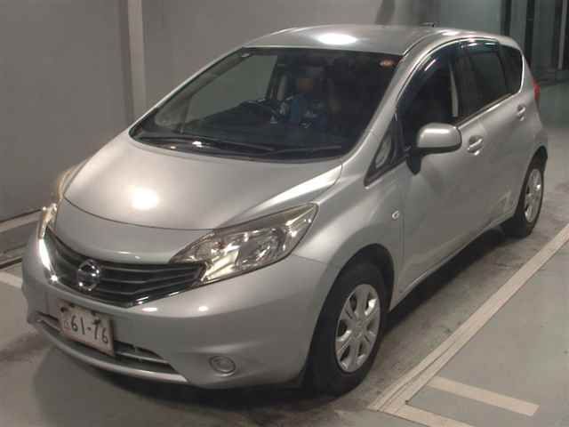 2014 Nissan Note X DIG-S auction photo 4