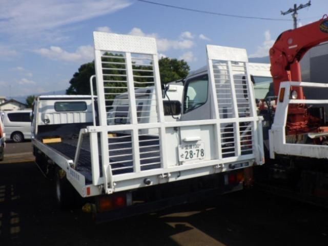 2011 Mitsubishi Fuso Canter 積載車 IC/D-TB ラジコン auction photo 2