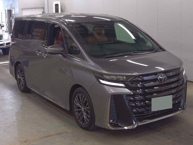 2025 Toyota Vellfire Z Premier Japan auction vehicle