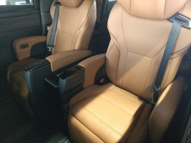 2025 Toyota Vellfire Z Premier auction photo 6