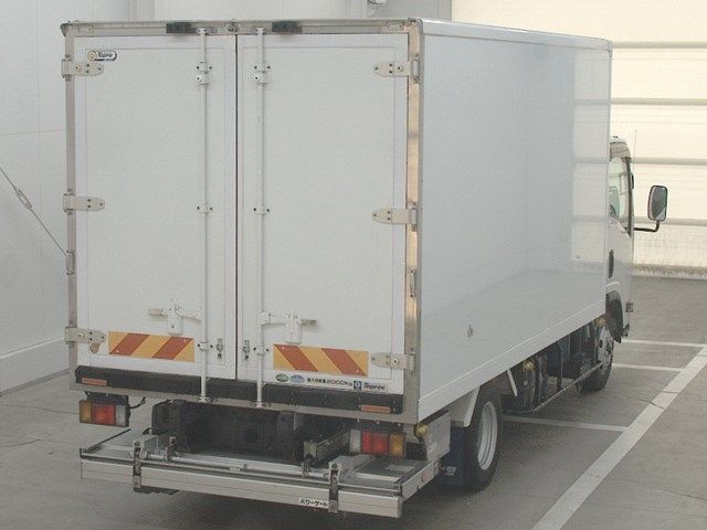 2018 Isuzu Elf 冷蔵・冷凍車 auction photo 2